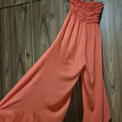 Coral one-piece jumpsuit with wide legs