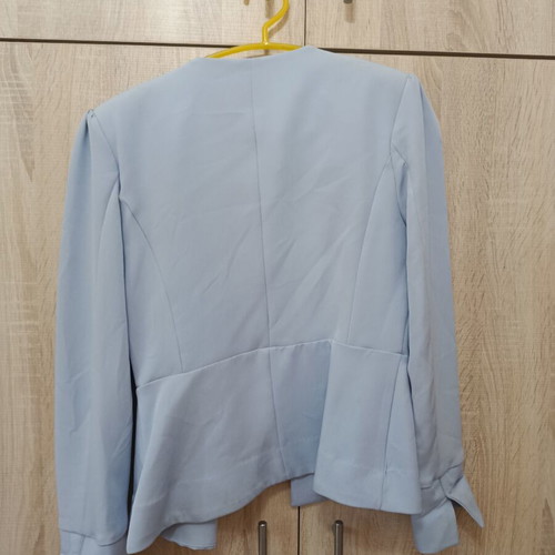 Light Blue Jacket new, size Medium