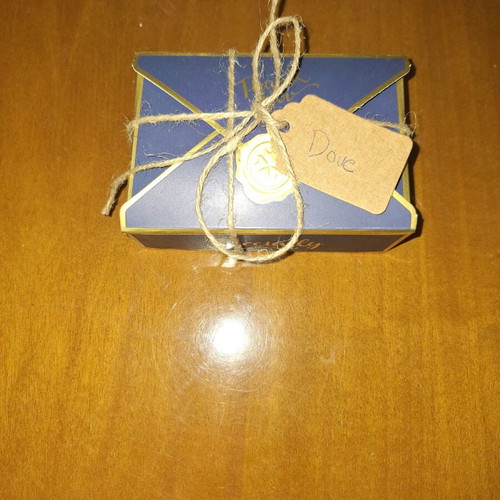 Wax mells with dove scent new with beautiful designs