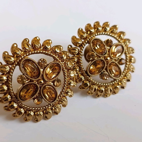 A&D vintage earrings used, gold color, 70s