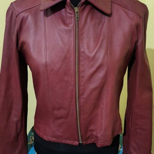 Real leather crimson jacket size L like new