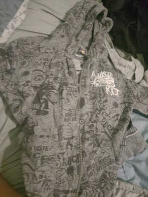 Children's cardigan for 8 years like new