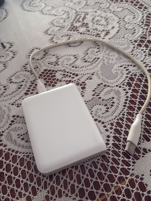 My Passport 500GB external hard drive used, excellent condition