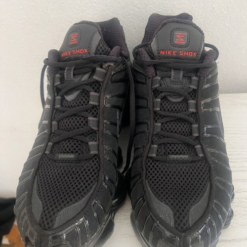 Nike Shox athletic shoes size 38 new, black