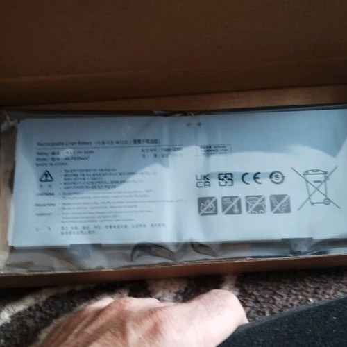 Samsung AA-PBSN4AF laptop battery new for NP930SBE