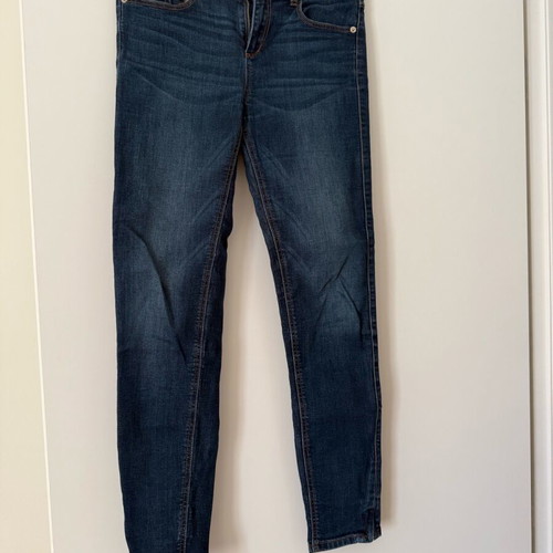 Zara jeans N38 dark blue like new