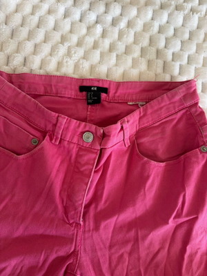 Дънки H&M фуксия като нови, тясна линия