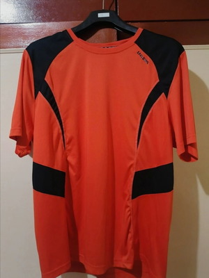 Spalding sports jersey slim fit like new size 3XL