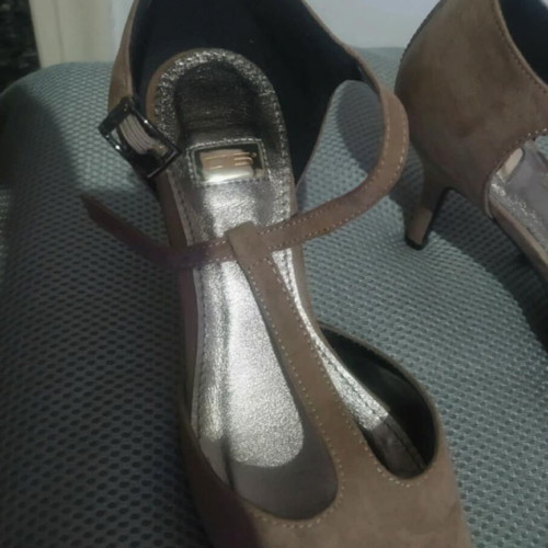 Suede women's pumps like new, beige, size 38