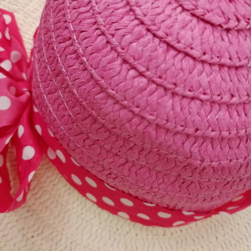 Children's summer straw hat with polka dot bow size 54 like new