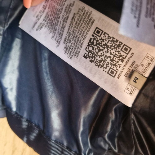 Guess jacket blue like new with down filling