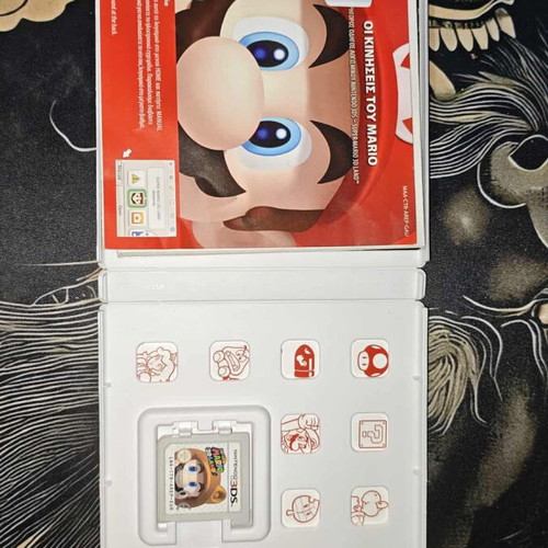 Super Mario 3D Land for Nintendo 3DS like new, complete set
