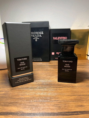 Tom Ford Oud Wood Eau de Parfum 50ml σαν καινούργιο