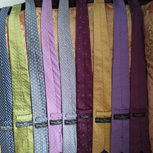 Salvatore Ferragamo silk ties collection like new, set of 9