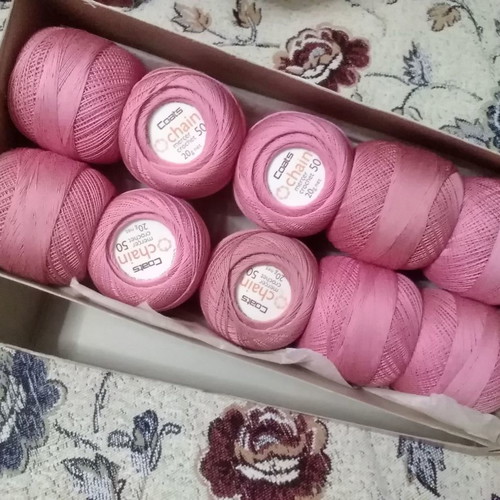 Lace thread new pink/fuchsia