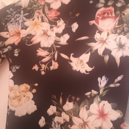 Long black floral kimono like new, one size