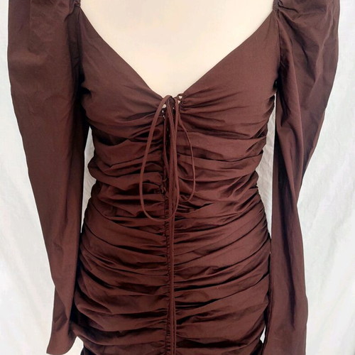 Zara brown mini dress with long sleeves - 20,00 - Vendora.cy Zara brown mini dress with long sleeves - 20,00 - Vendora.cy