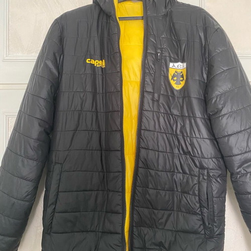 Jacket authentic like new, reversible, size medium