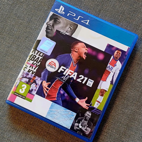 FIFA 21 for PlayStation 4 used, complete and in excellent condition