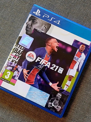 FIFA 21 for PlayStation 4 used, complete and in excellent condition
