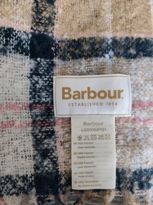 Barbour scarf like new, beige