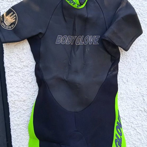Body Glove neoprene water ski suit used, size M/L