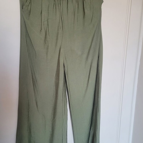 Wide Leg Pants Shein khaki size M like new