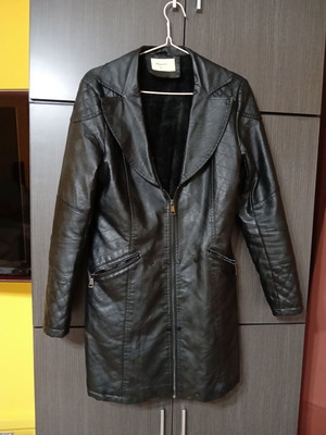 Regular women's leather coat XL, black, winter with faux fur lining