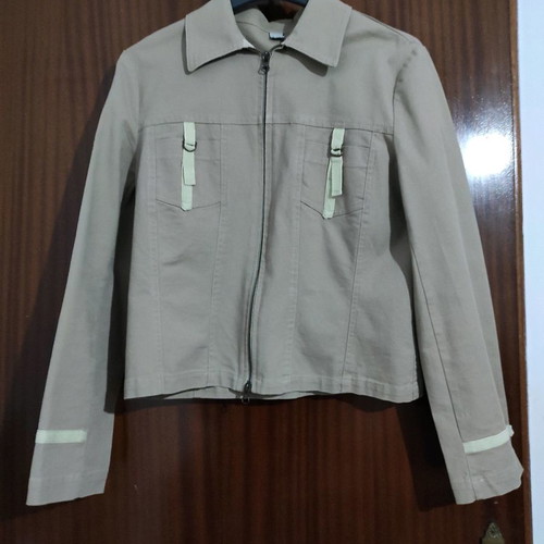 Beige spring jacket new, size small