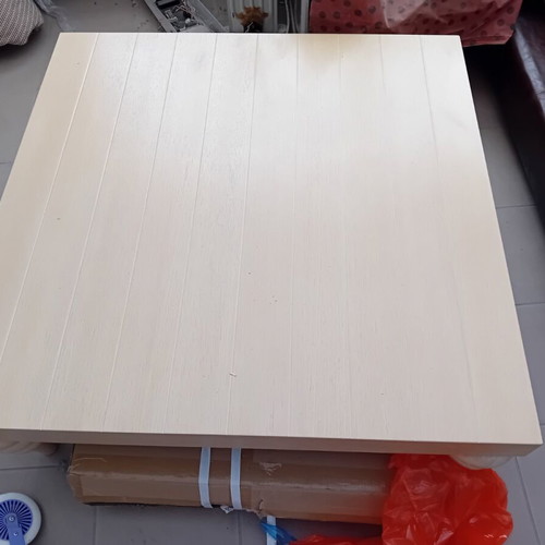 Coffee table used in good condition