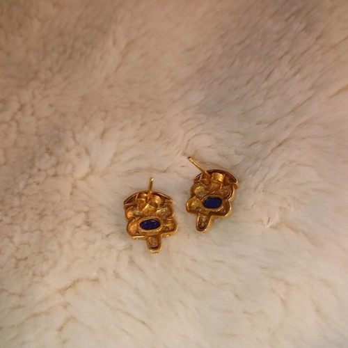 Vintage 14k gold earrings with dark blue stone and zircons, like new