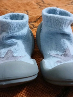 Step Ons sock shoes like new for 6-12 months