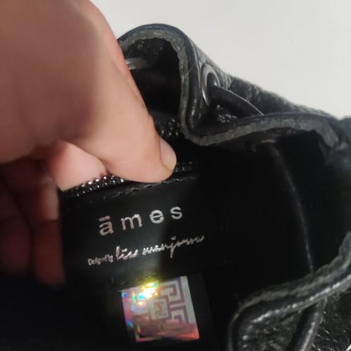 Ames Bucket Bag leather like new, black