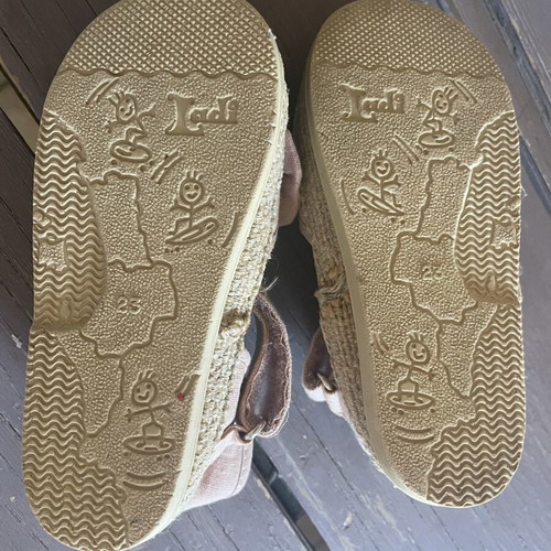 Girls' canvas shoes size 23