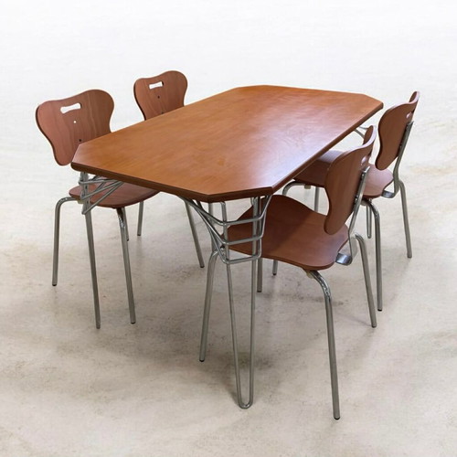 Dining table with 4 chairs new, 130x80 cm, Italian origin