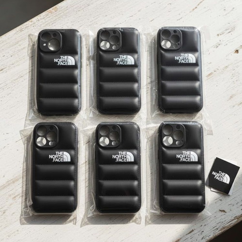 iPhone plastic case The North Face black new