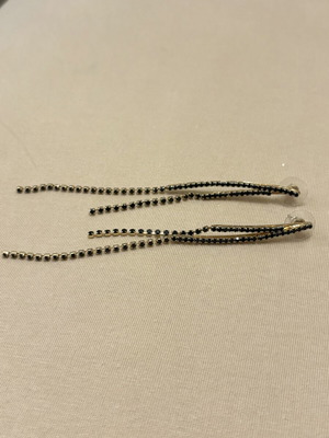 Women's earrings, black and gold