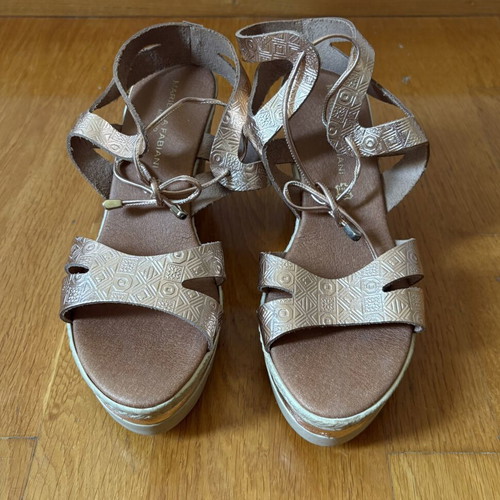 Leather platform sandals size 38 like new, beige and gold