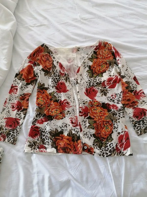 Twin set summer printed with embroidery and beads