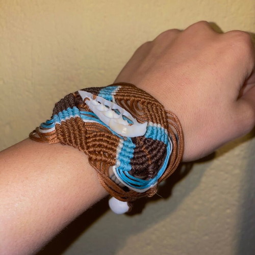 Macrame bracelet like new, handmade, blue and brown
