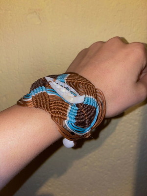 Macrame bracelet like new, handmade, blue and brown