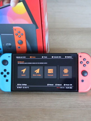 Nintendo Switch OLED κόκκινο και μπλε μεταχειρισμένο, dual boot, 128GB Kingston