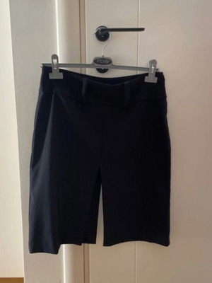 Terranova black longuette skirt, one size, low waist with front slit