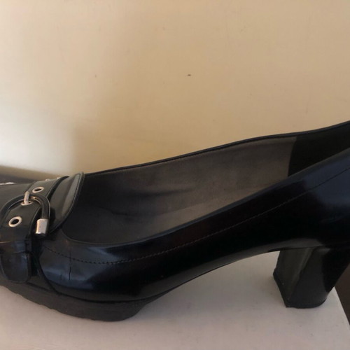Stuart Weitzman pumps used, black, size 40