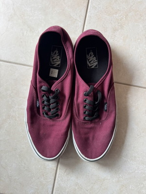 Vans Authentic sneakers like new, size 45, red and purple