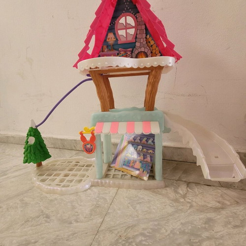 Enchantimals Ski Chalet used