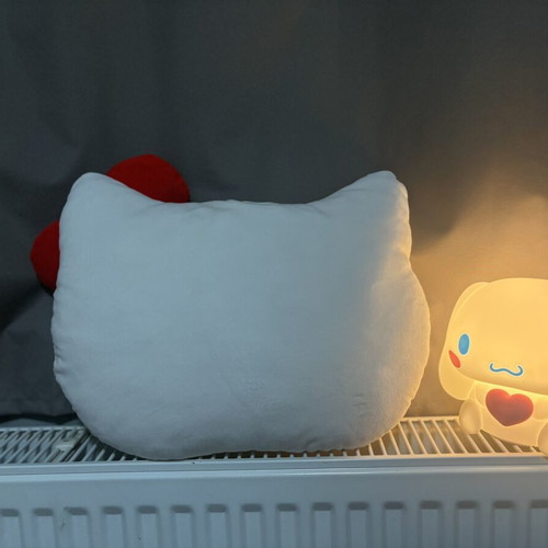 Hello Kitty Head Plush like new, 35x25cm
