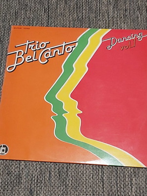 Trio Belcanto 1979 μεταχειρισμένο, παραδοσιακό
