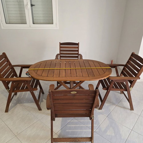 Garden table with 4 folding armchairs