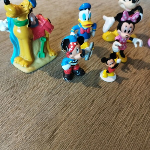 Mickey Mouse figures like new, genuine for cake decoration